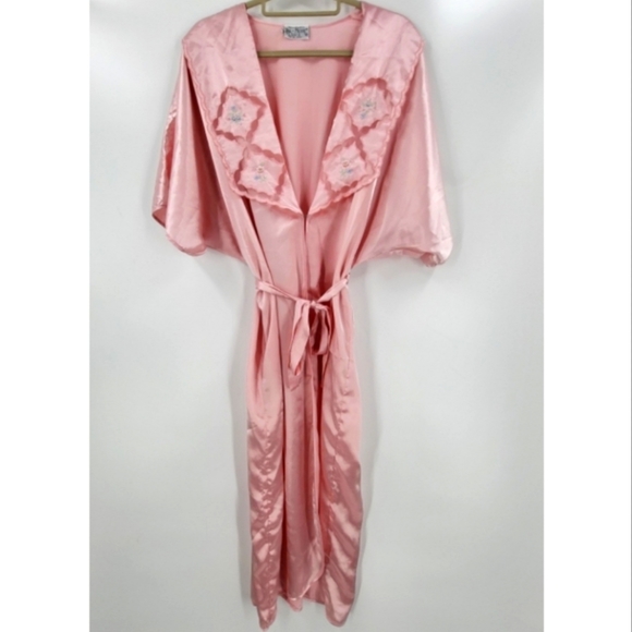 Vintage Intimates & Sleepwear Vintage Satin And Lace Pink Robe